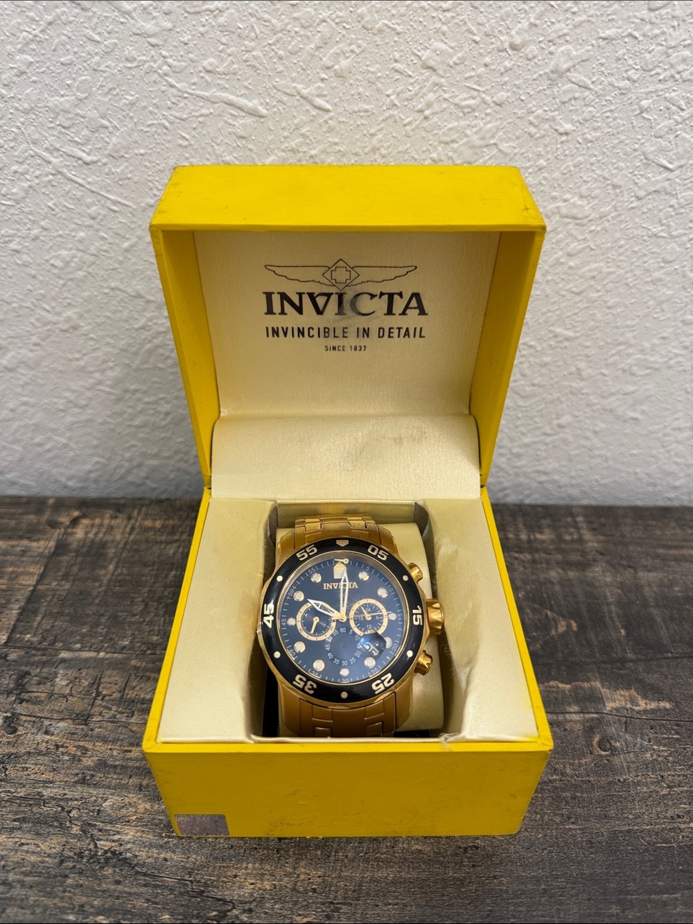 Invicta Gold and Blue Men's Chronograph Watch